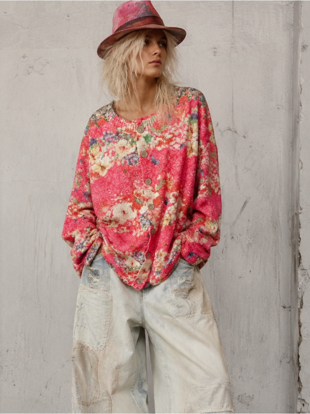 Unbranded unworn poly printed sweater